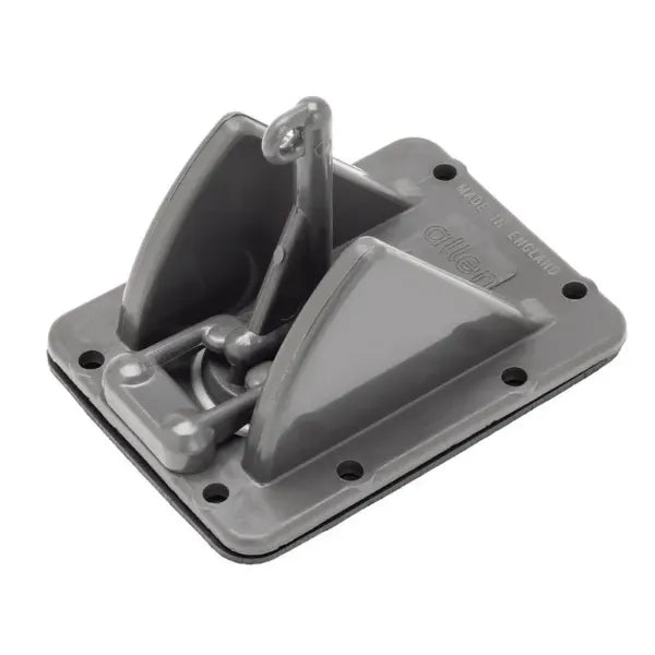 Self bailer with screws